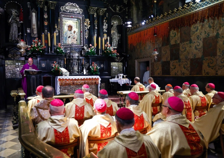 Rekolekcje polskich biskupów na Jasnej Górze Jasna Góra: By odnowić „serce pasterza” - polscy biskupi odbyli czterodniowe rekolekcje