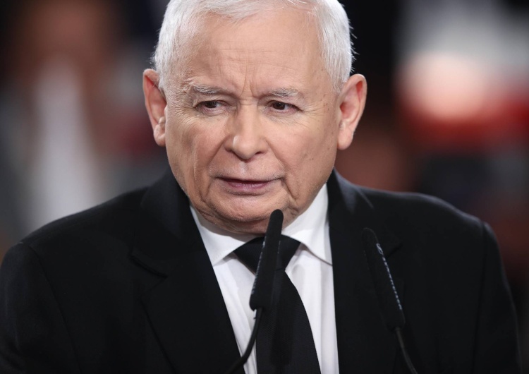 Jarosław Kaczyński Premier przedstawi dziś nowy rząd. Jarosław Kaczyński: Chcemy zaproponować nowe twarze