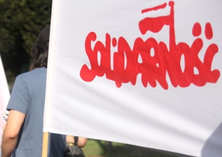 Solidarność Polityk Platformy, który atakował „S”, a teraz obraża Kaczyńskiego, jest… nauczycielem