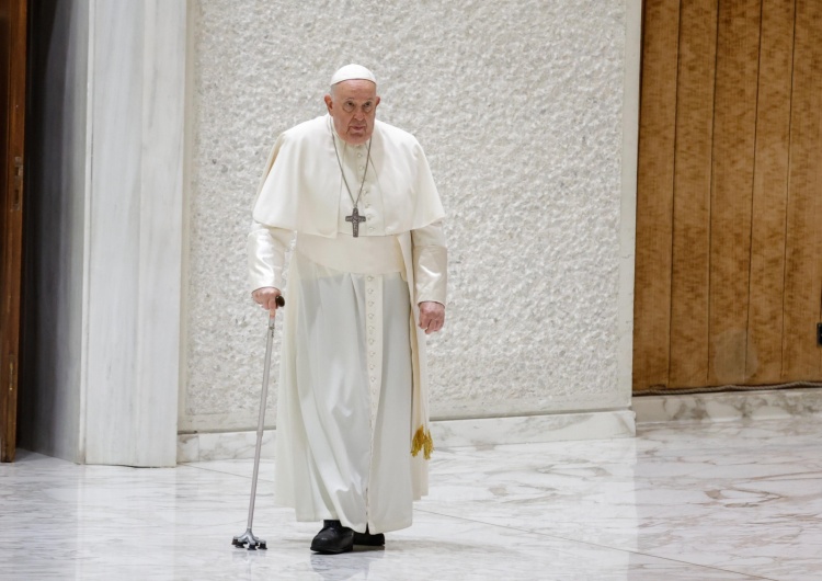 Papież Franciszek Nowe informacje o zdrowiu papieża. Franciszek tłumaczy, dlaczego nie pojechał do Dubaju