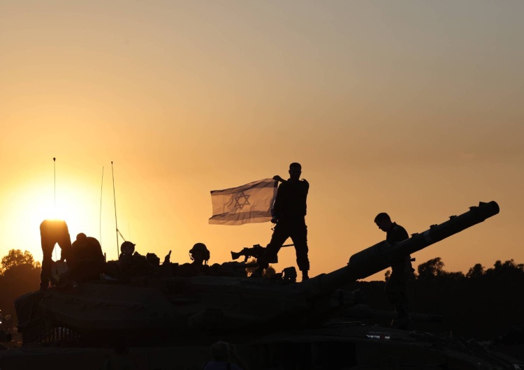 Izraelscy żołnierze Koniec zawieszenia broni w Strefie Gazy. Premier Izraela: Wznawiamy walki