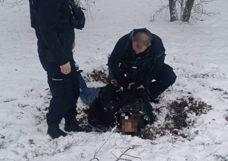 Zatrzymanie podejrzanego przez policję Postrzelił dwóch policjantów. Jest decyzja ws. Maksymiliana F.