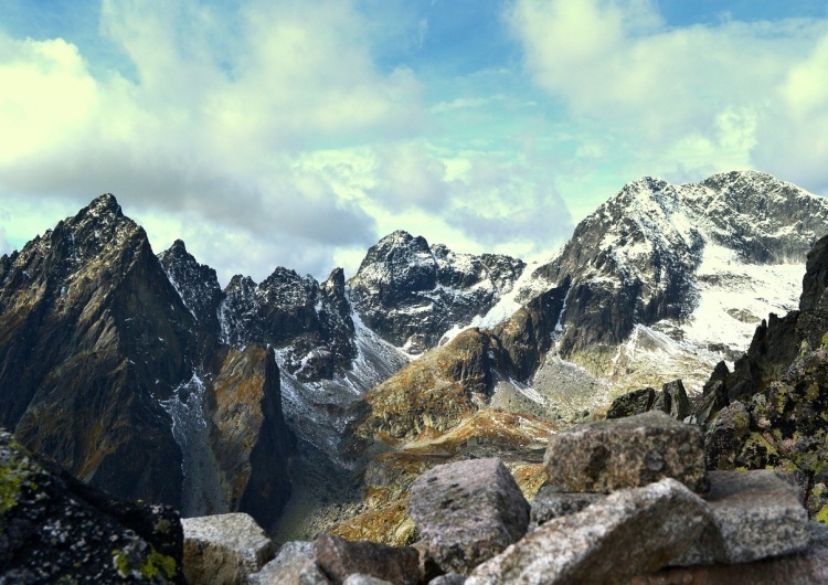 Tatry / zdjęcie poglądowe Trudne warunki turystyczne w Tatrach. Wydano ostrzeżenie