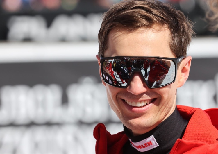 Kamil Stoch apeluje do polskich kibiców Kamil Stoch z ważnym apelem do kibiców: To nie jest łatwa sytuacja