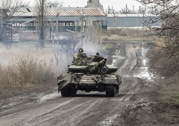 Ukraiński czołg Szef kancelarii Zełenskiego: Ukrainie grozi przegranie wojny