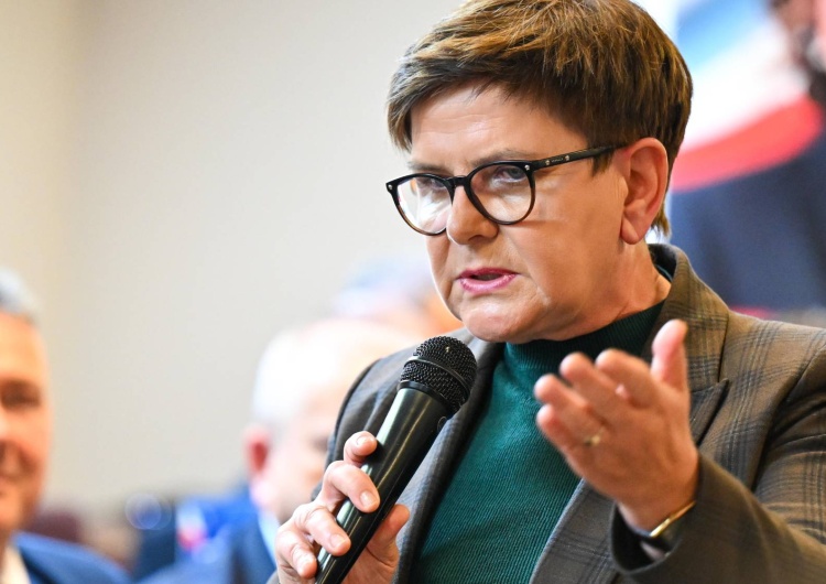 Beata Szydło Beata Szydło: Wiatraki nie dadzą nam tańszego prądu