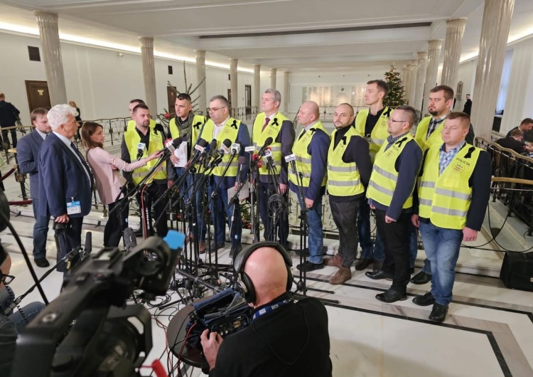 Konferencja prasowa Krajowej Sekcji Funkcjonariuszy i Pracowników Policji NSZZ