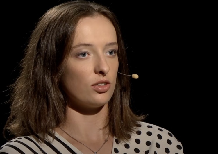 Iga Świątek Iga Świątek stanęła w obronie Lewandowskiego. 