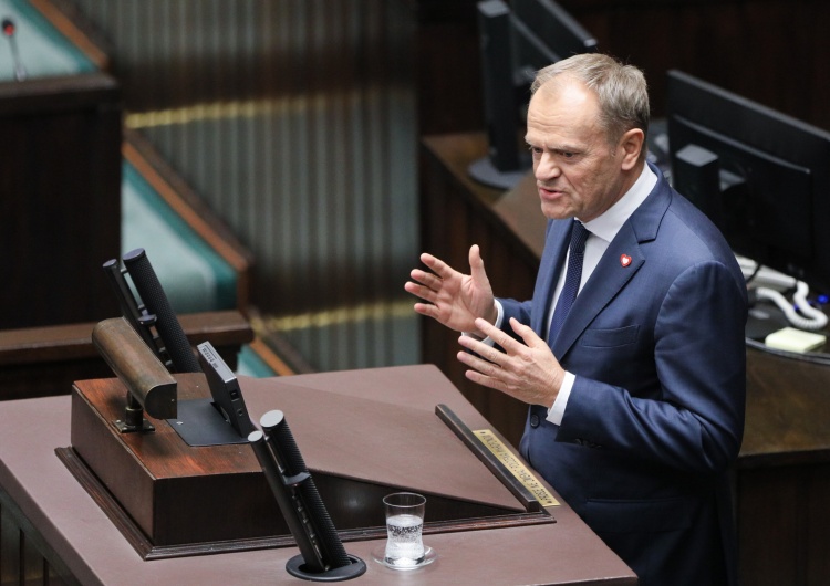 Donald Tusk Zbigniew Kuźmiuk: Kilka konkretów, które obiecał Tusk w expose, będzie kosztowało dodatkowo ok. 40 mld zł
