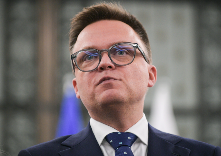 Szymon Hołownia Hołownia: Powinniśmy znaleźć metodę, w której wypowiemy się o aborcji