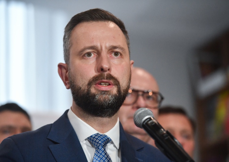 Władysław Kosiniak-Kamysz Macierewicz: Kosiniak-Kamysz chce ukryć prawdę o Smoleńsku. Chcemy skierować wniosek do prokuratury