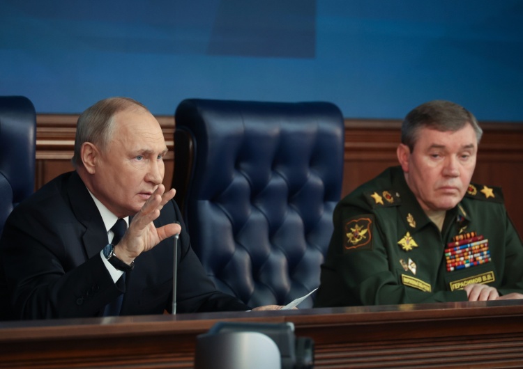 Władimir Putin i Valery Gerasimov 