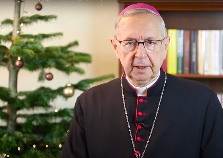 abp Stanisław Gądecki Życzenia bożonarodzeniowe przewodniczącego KEP oraz nowego nuncjusza (po polsku!) [video]
