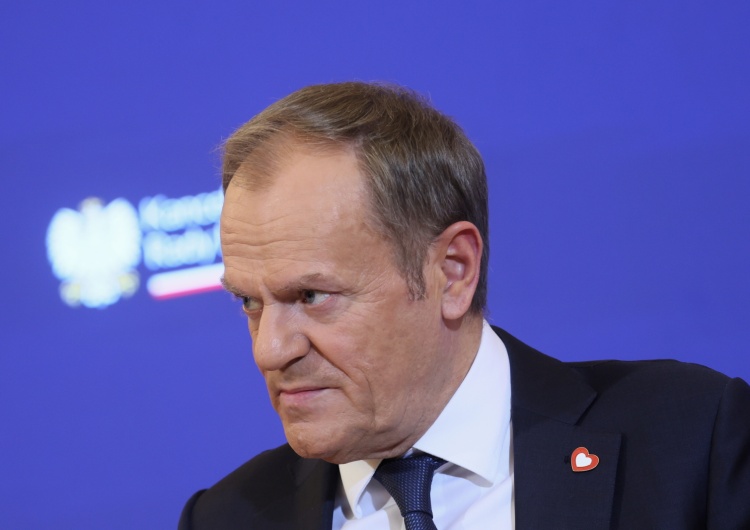 Donald Tusk Niezidentyfikowany obiekt wleciał do Polski. Trwa odprawa premiera Donalda Tuska