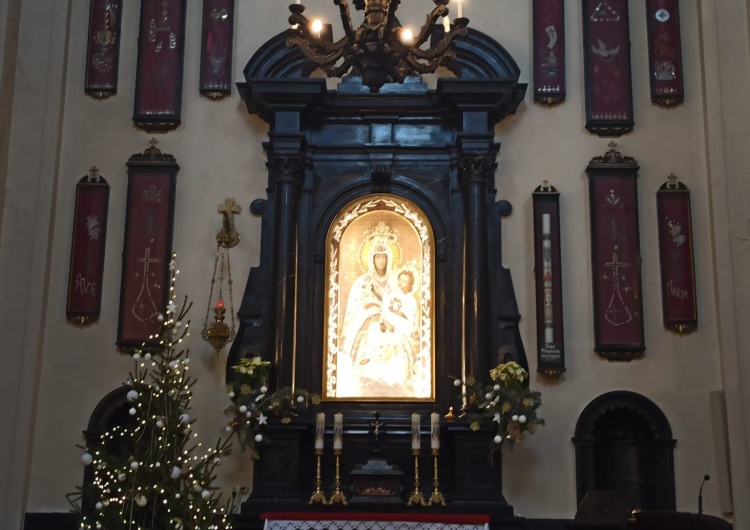Sanktuarium Matki Bożej Szkaplerznej w Czernej koło Krzeszowic Zaproszenie na pielgrzymkę do Czernej
