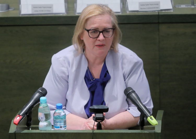 Marta Manowska „Bezprawne działania prezesa Izby Pracy i marszałka Sejmu”. Pierwsza prezes SN wydała oświadczenie