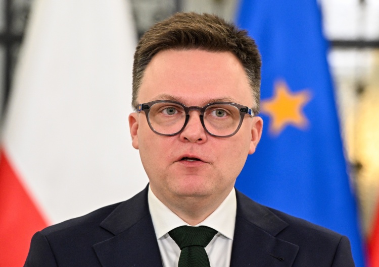 Szymon Hołownia Posiedzenia Sejmu przełożone. Hołownia mówi o „sytuacji głębokiego kryzysu konstytucyjnego”