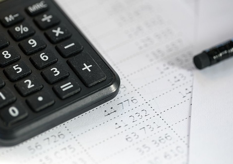Kalkulator - zdjęcie poglądowe Wyższe płace w jastrzębskim MZN