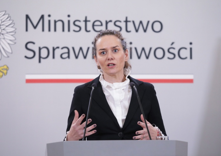 Maria Ejchart Mariusz Kamiński rozpoczyna protest głodowy. Szokujący komentarz wiceminister sprawiedliwości [WIDEO]