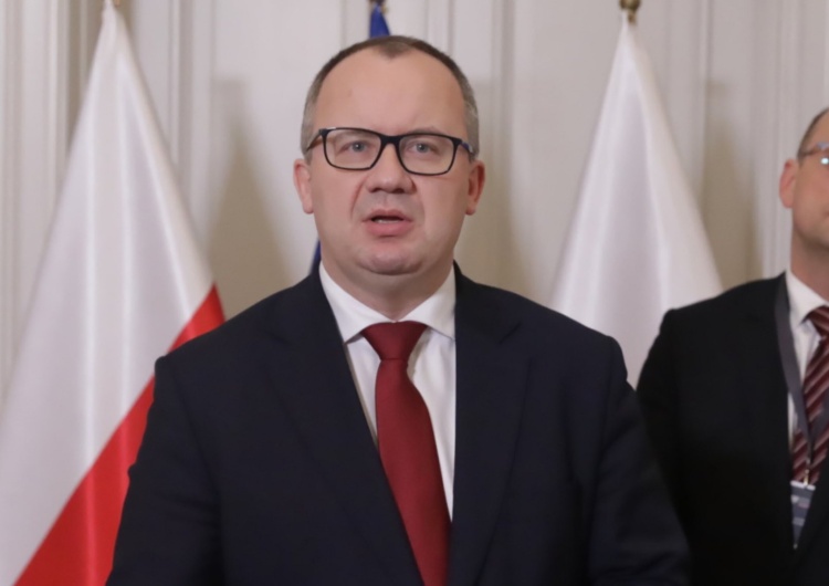 Adam Bodnar Bodnar: Spłynęły do mnie akta sprawy Kamińskiego i Wąsika