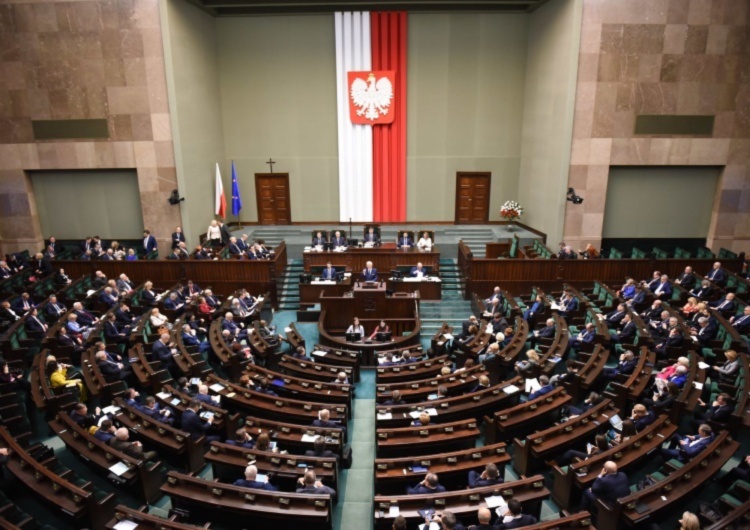 Sejm RP  Sejm powołał komisję śledczą ds. Pegasusa