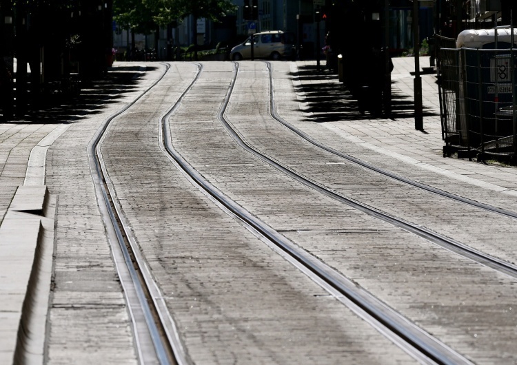 Szyny tramwajowe w Warszawie Tragiczna śmierć 4-latka z Warszawy. Nowe informacje 