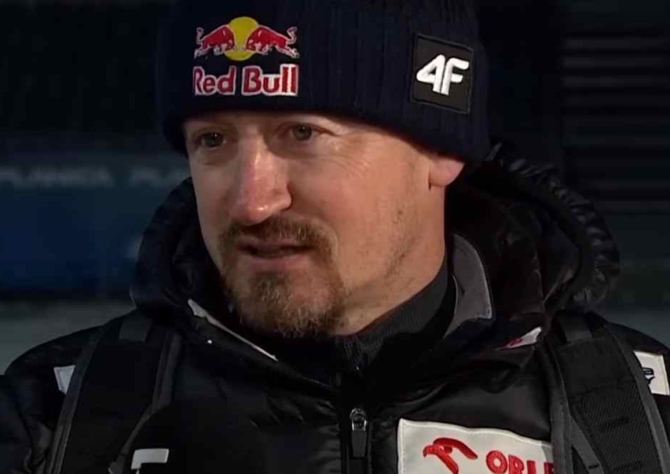 Adam Małysz Trzęsienie ziemi w polskiej kadrze. Małysz: