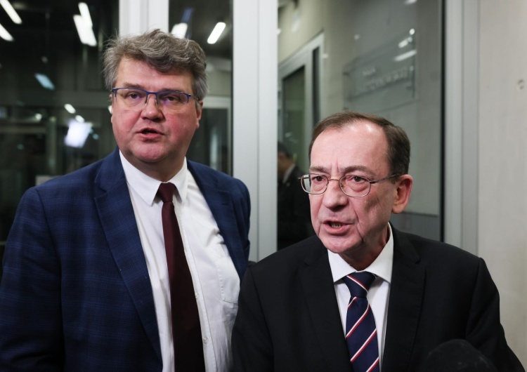 Maciej Wąsik i Mariusz Kamiński Wsparcie dla Kamińskiego i Wąsika. Opozycjoniści z