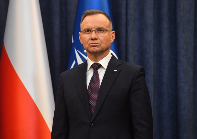 Andrzej Duda Prezydent zaprosił członków rządu Donalda Tuska na uroczystość powołania ich w skład RDS-u. W ostatniej chwili odwołali swój udział