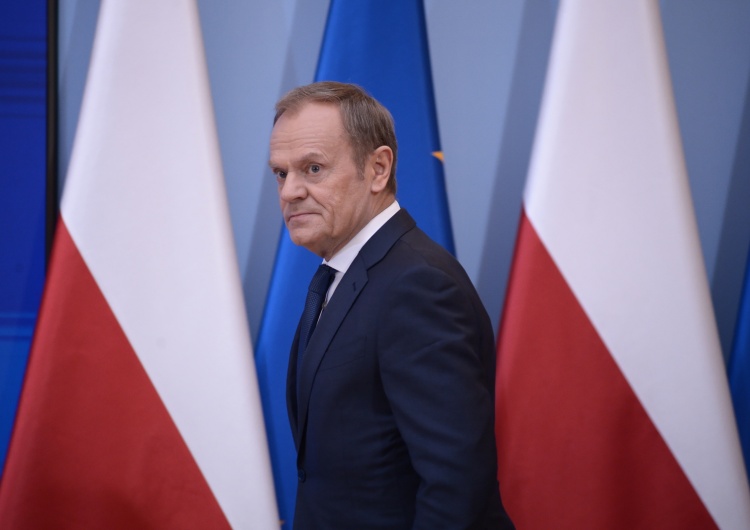 Donald Tusk Kancelaria Premiera tłumaczy się z nieobecności ministrów na uroczystości powołania ich w skład RDS-u