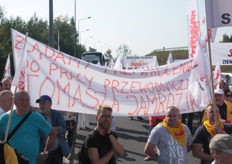 Pikieta w obronie Tomasza Jamrozika, wrzesień 2018 Sukces Solidarności! Przewodniczący