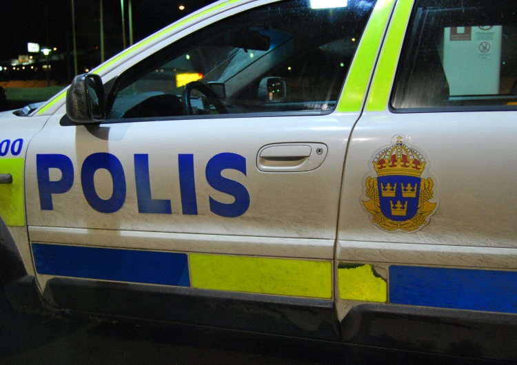 Szwedzka policja Wojna gangów. Eksplozja pod Sztokholmem 