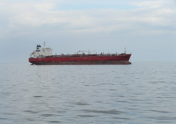 Tankowiec, zdjęcie poglądowe Do portu w Gdańsku przypłynął tajemniczy statek z Rosji