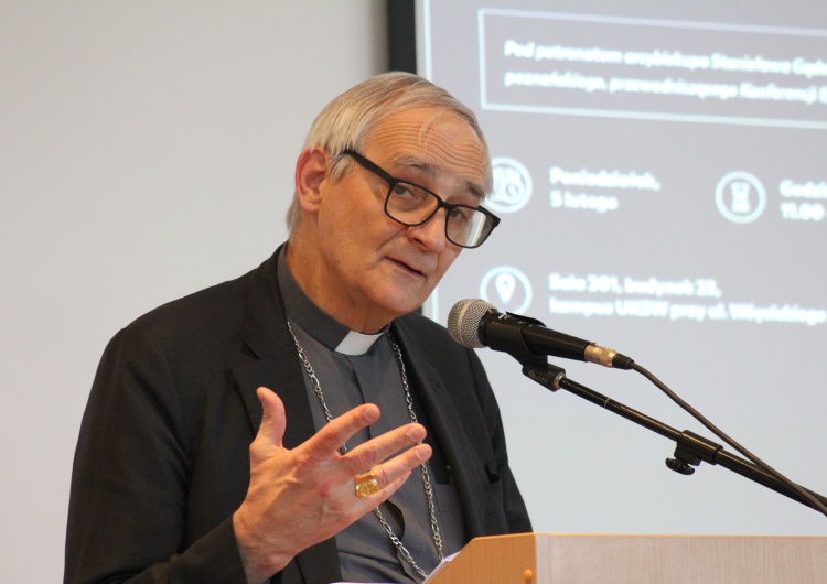 kard. Matteo Zuppi Przewodniczący Episkopatu Włoch do Polaków: Owocem solidarności jest pokój