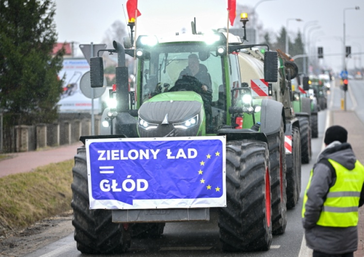 Protest rolników W niedzielę Tusk odwiedzi Morąg. Protestujący rolnicy jadą mu na spotkanie