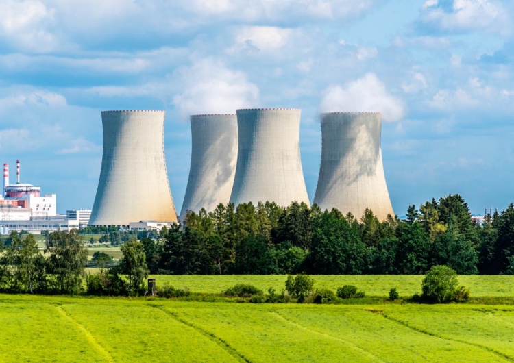  Minister rządu Tuska już mówi o opóźnieniu w budowie elektrowni atomowej 