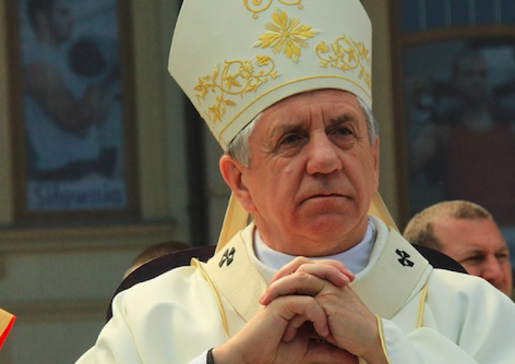 abp Andrzej Dzięga Szczecin: Po odwołaniu abp. Dzięgi urząd administratora apostolskiego objął bp Zieliński