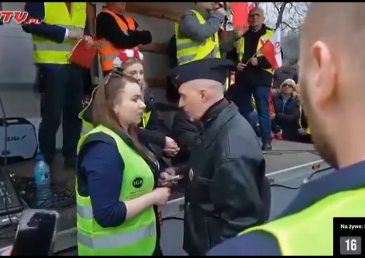Wojciech Olszański Znany prowokator wyrzucony z protestu rolników 