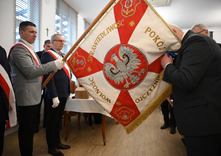 Obrady Komisji Krajowej Rozpoczęły się obrady Komisji Krajowej NSZZ „Solidarność”. Marek Lewandowski pożegnał się z funkcją rzecznika