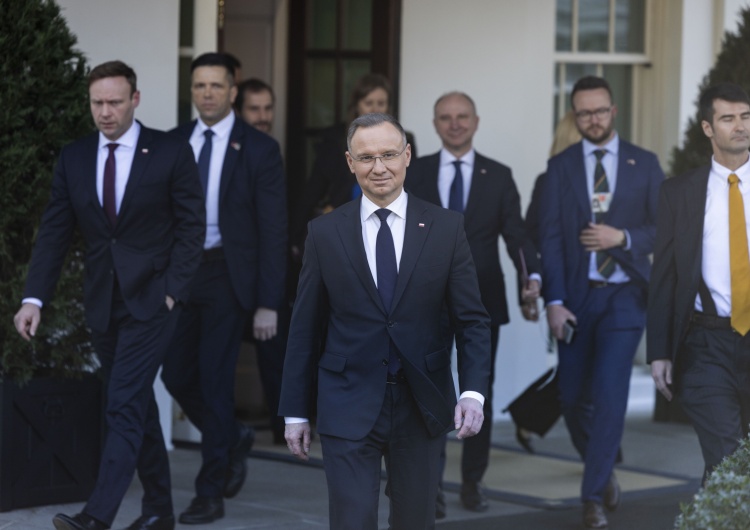 Prezydent Andrzej Duda w USA Decyzja MSZ o zakończeniu misji ambasadorów. Jest odpowiedź Kancelarii Prezydenta