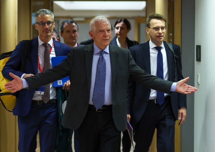 Josep Borrell Bruksela: Spotkanie szefów MSZ krajów UE. Tematem przekazanie 5 mld euro dla Ukrainy