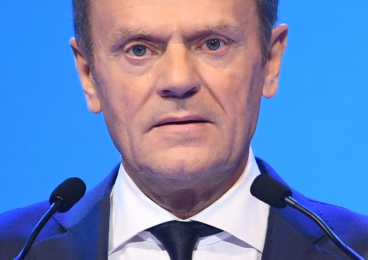 Donald Tusk  Złe wieści dla Tuska. Jest nowy sondaż