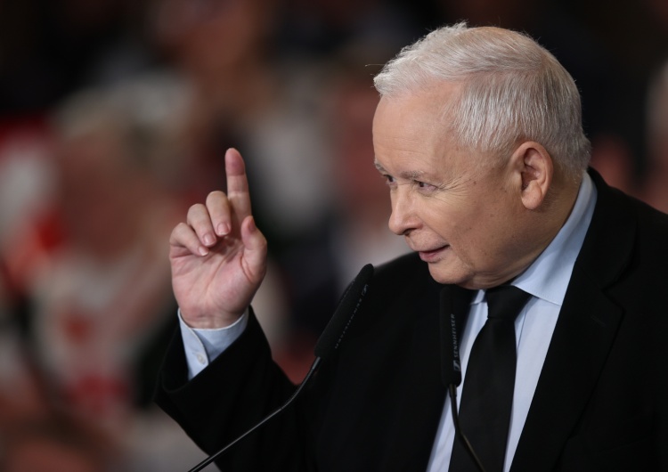 Jarosław Kaczyński Teraz Jarosława Kaczyńskiego wezwie na przesłuchanie komisja do spraw tzw. wyborów kopertowych