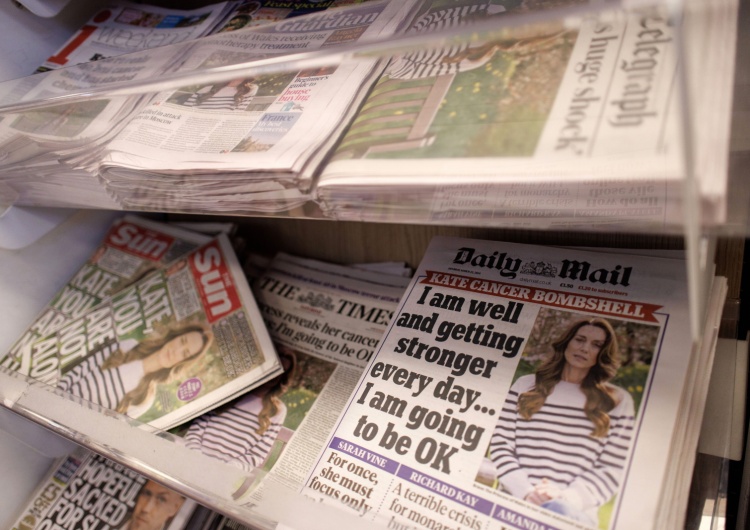 Kate Middleton na zdjęciach gazet Księżna Kate ciężko chora. Pałac Kensington wydał komunikat