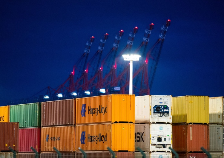 Port w Hamburgu Polskie porty się rozwijają, niemiecki port w Hamburgu ma kłopoty