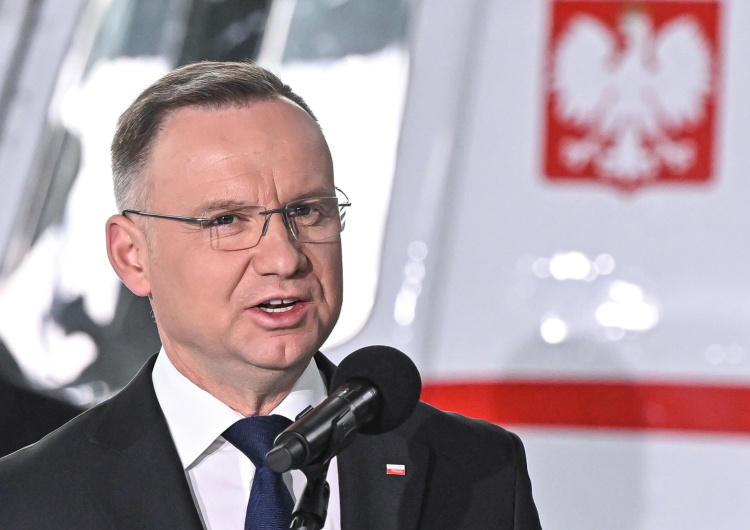 Andrzej Duda Służby przeszukują domy polityków. Prezydent Andrzej Duda zabrał głos