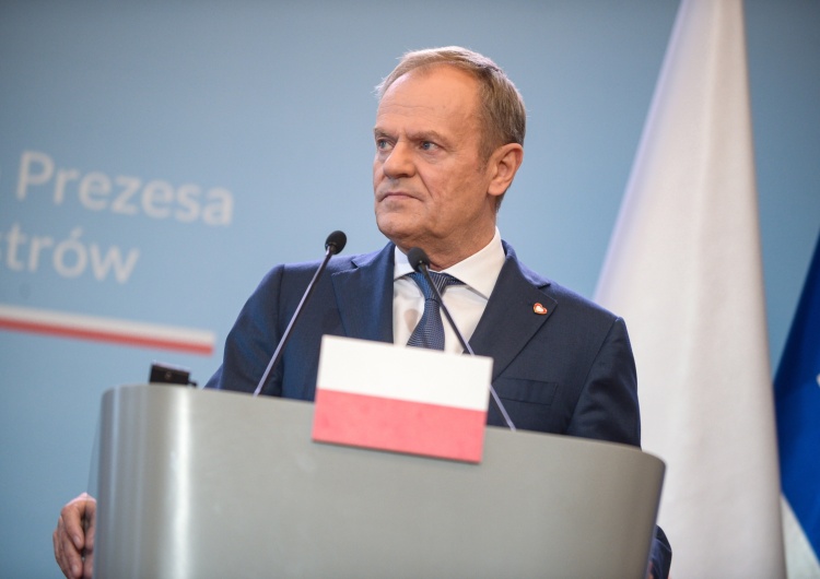 Donald Tusk „Najpierw siłą złamać praworządność”. Już w 1981 roku na łamach „TS” Bohdan Cywiński opisał metody Tuska