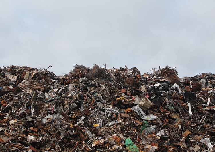 zdjęcie ilustracyjne „Niemcy nie mają co zrobić z najgorszymi śmieciami. Nerwowo szukają miejsca”