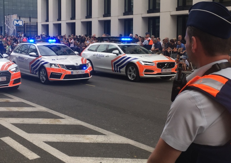 Belgijska policja, zdjęcie poglądowe Brukselska policja rozbiła konserwatywną konferencję z udziałem Ordo Iuris