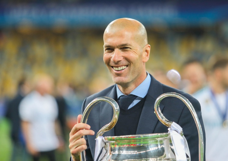 Zinedine Zidane Nieoficjalnie: Zinedine Zidane wraca na ławkę trenerską
